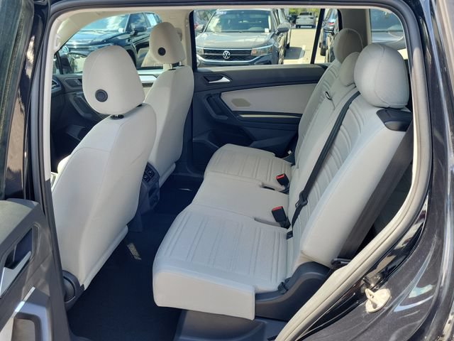 Used 2023 Volkswagen Tiguan S FWD image 9