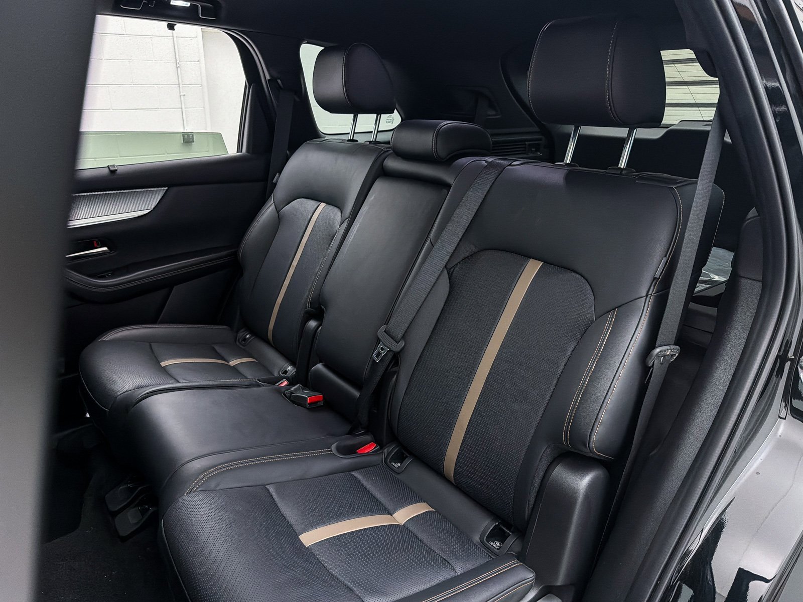 Certified 2025 MAZDA CX-90 3.3 Turbo S w/ Premium Package image 31