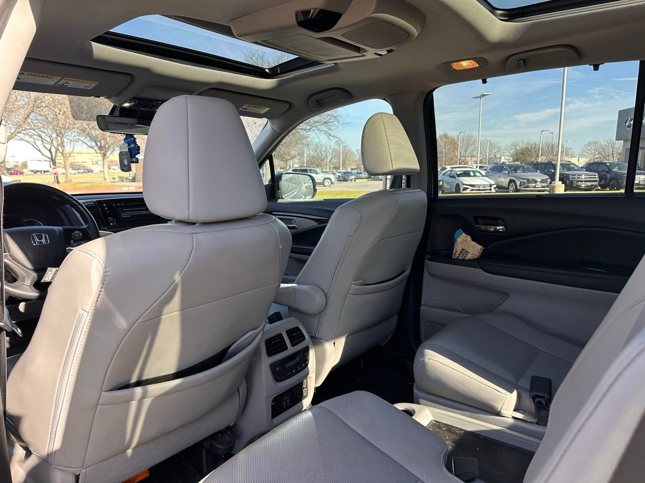 Used 2021 Honda Pilot Elite image 15