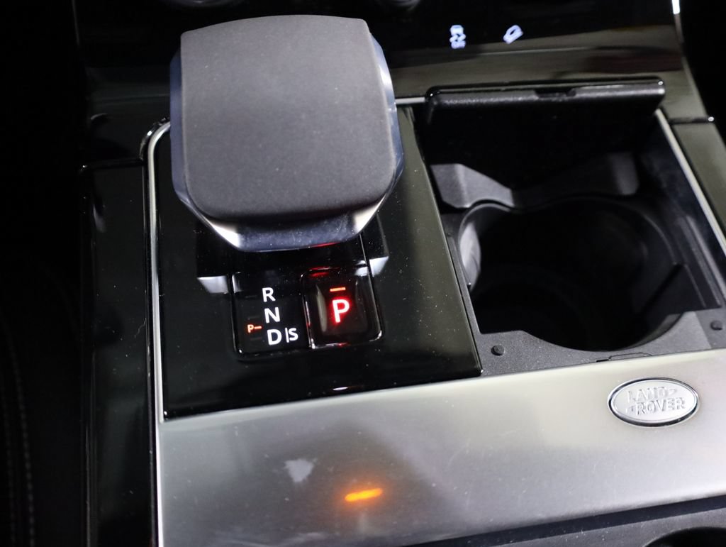 Used 2022 Land Rover Range Rover Velar R-Dynamic S AWD/4WD image 33