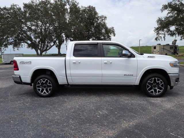 Used 2025 RAM 1500 Laramie AWD/4WD image 4