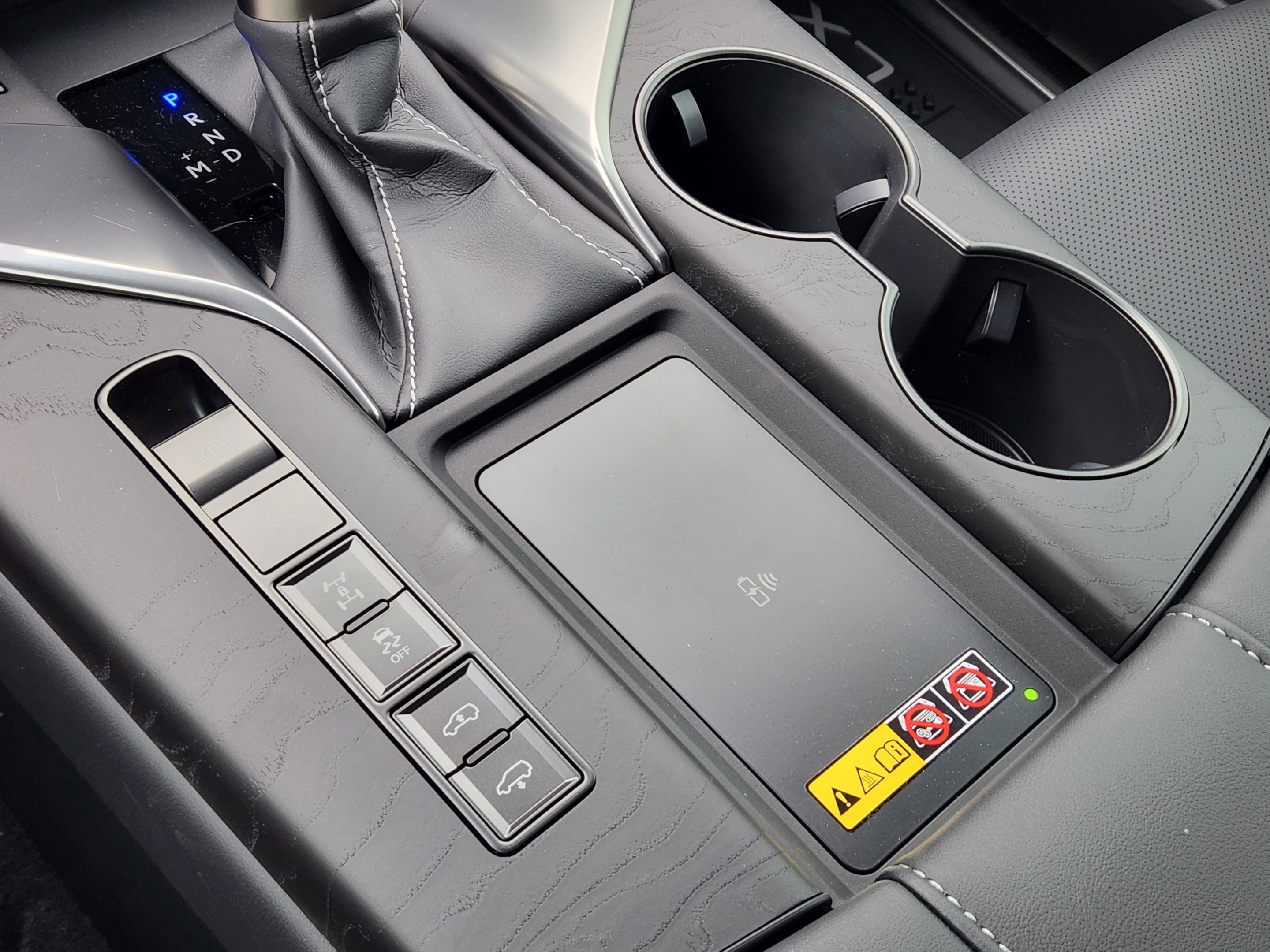 New 2026 Lexus LX 600 4WD w/ Luxury Package image 12