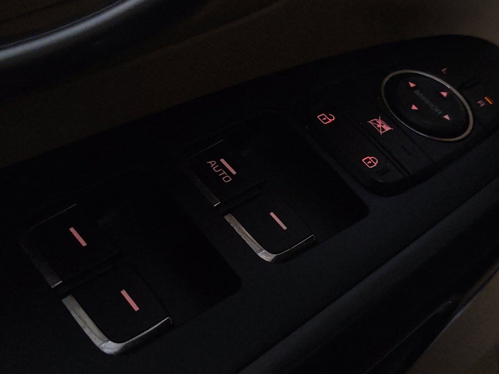 Used 2019 Kia Sedona EX image 27