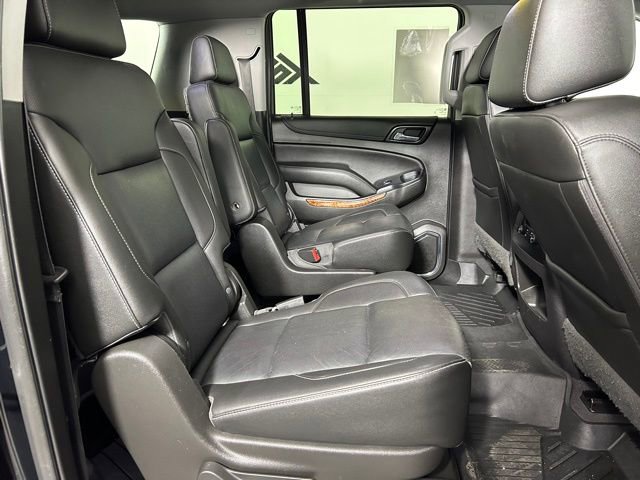 Used 2019 Chevrolet Suburban Premier image 11