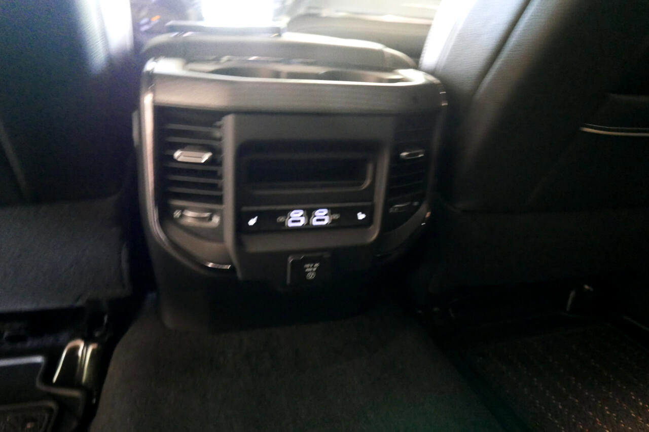 Used 2022 RAM 3500 Limited image 31