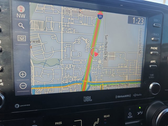 Used 2021 Toyota Highlander XSE image 12