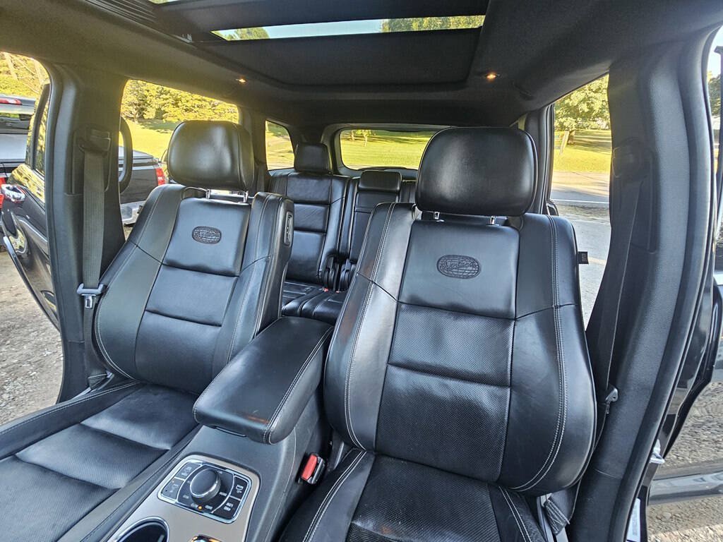 Used 2016 Jeep Grand Cherokee Overland w/ Advanced Technology Group AWD/4WD image 22