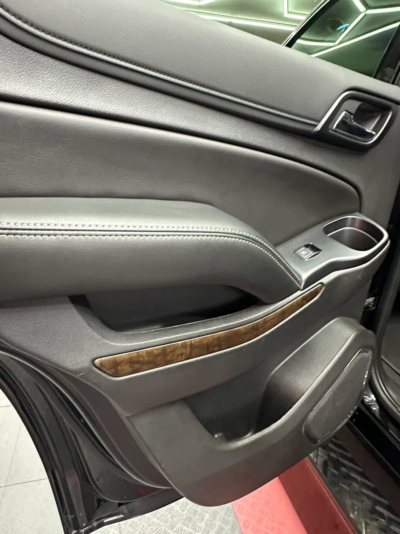 Used 2019 Chevrolet Tahoe LS RWD image 22