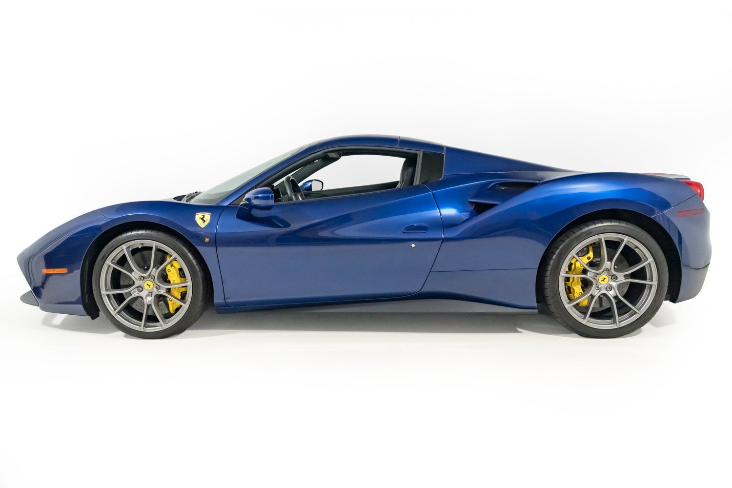Certified 2019 Ferrari 488 Spider image 3