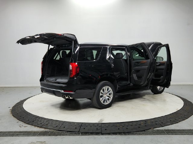 Used 2025 GMC Yukon Denali AWD/4WD image 16