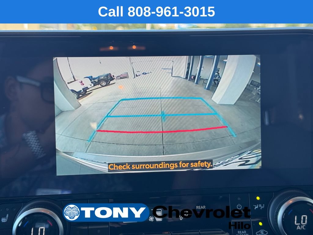 Used 2024 Toyota Highlander XLE FWD image 16