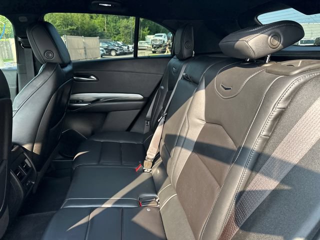 Used 2023 Cadillac XT4 Premium Luxury AWD/4WD image 17