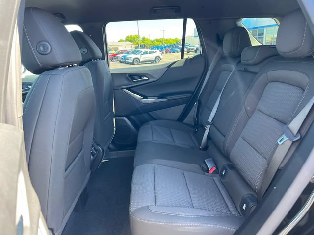 New 2026 Chevrolet Equinox LT w/ Safety and Technology Package AWD/4WD image 4