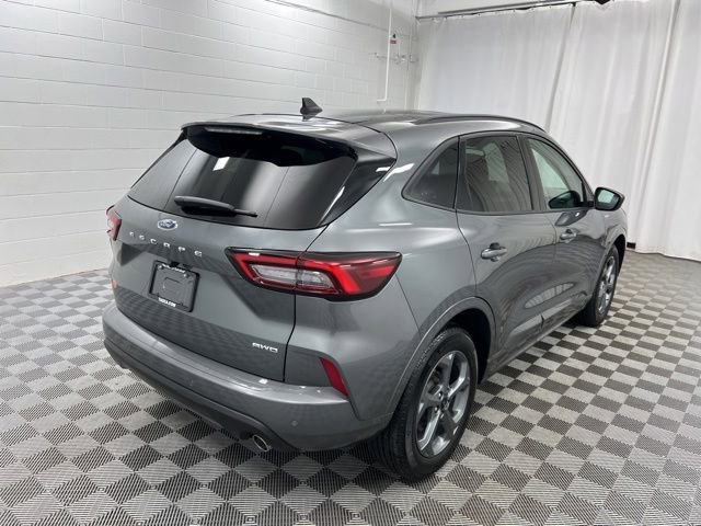 Used 2023 Ford Escape ST-Line AWD/4WD image 5