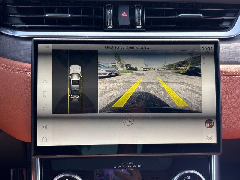 Used 2023 Jaguar XF R-Dynamic SE AWD/4WD image 22