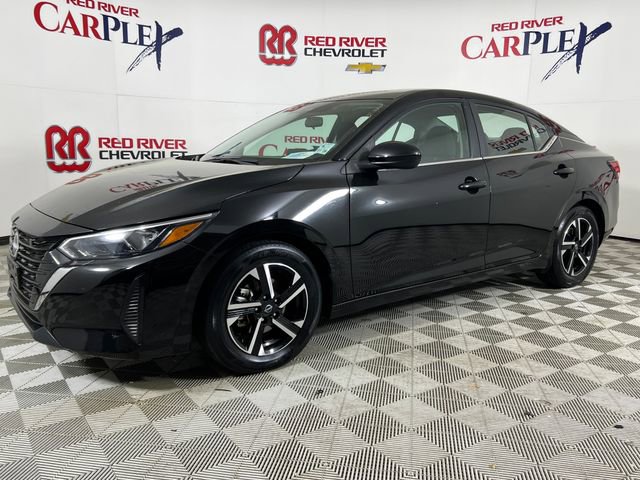 Used 2024 Nissan Sentra SV image 3