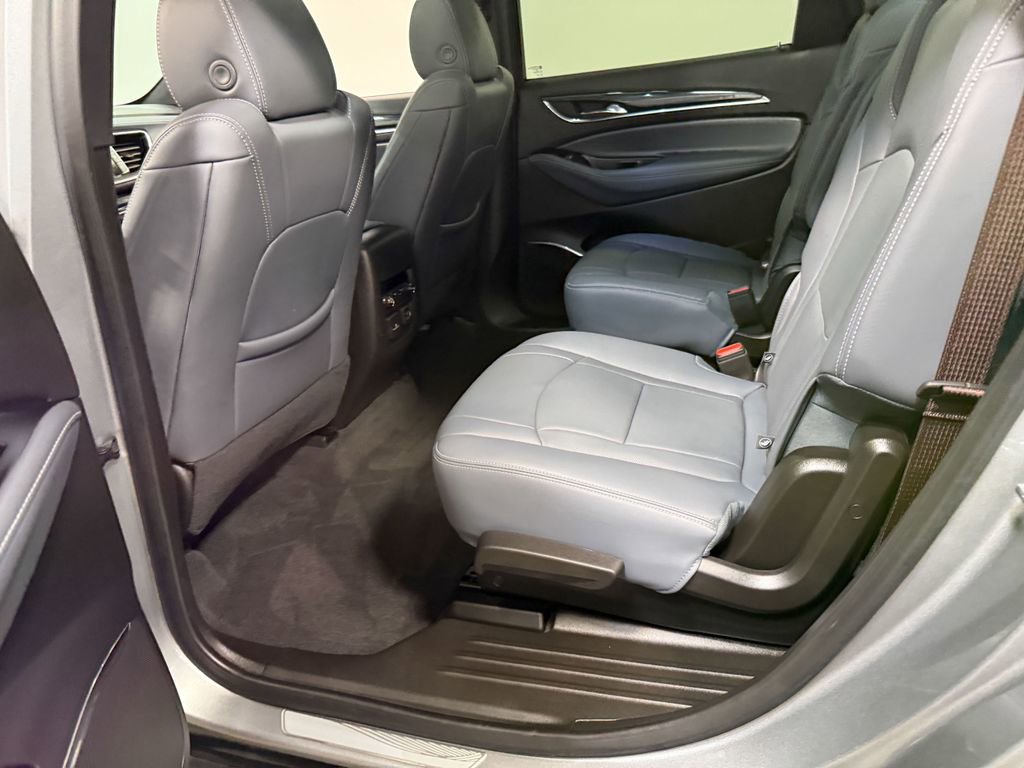 Used 2023 Buick Enclave Essence w/ Experience Buick Package AWD/4WD image 46