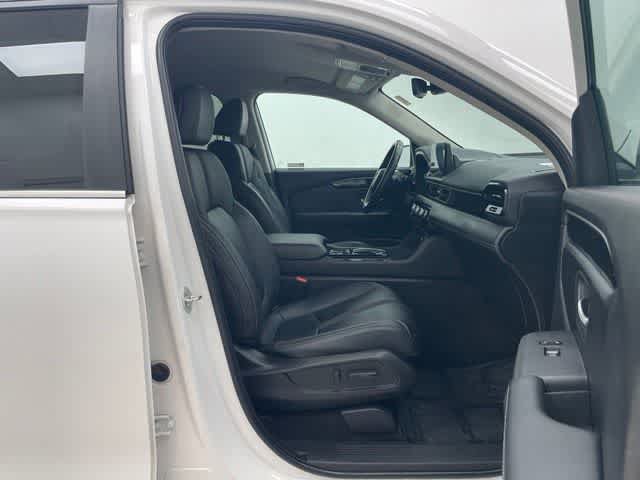 Used 2023 Honda Pilot EX-L image 16