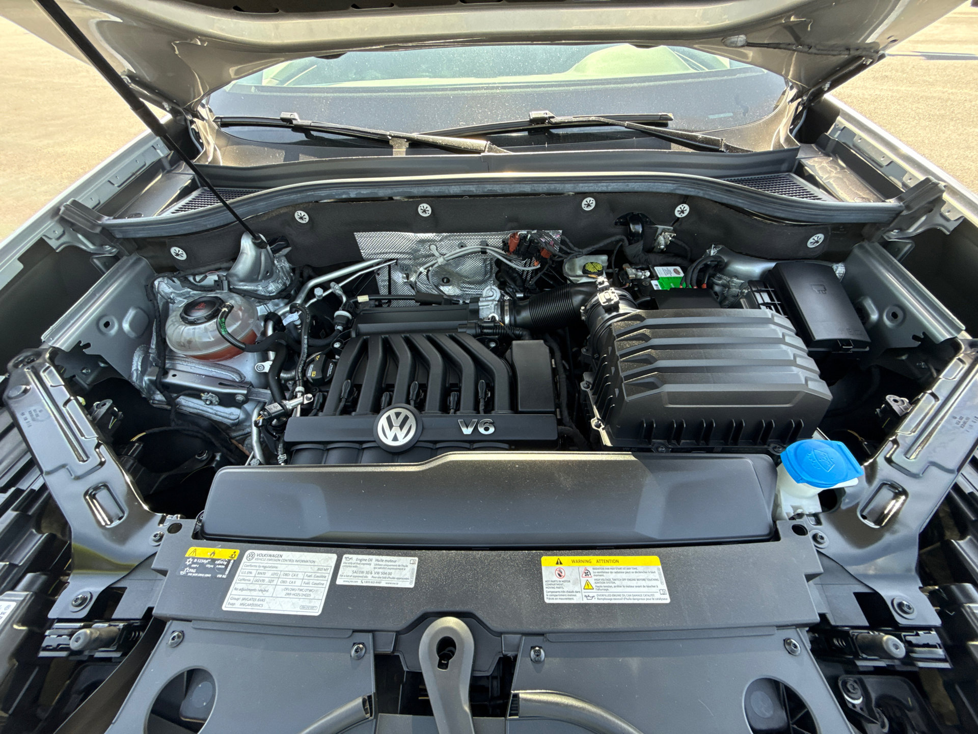 Used 2021 Volkswagen Atlas SE w/ Panoramic Sunroof Package FWD image 7