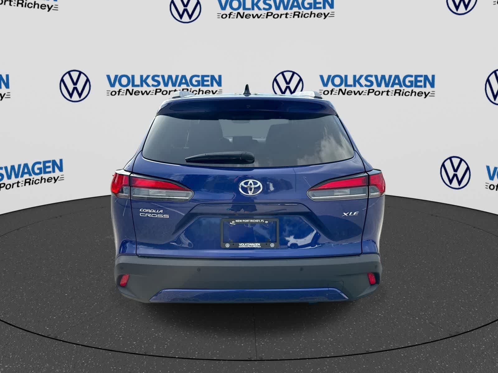 Used 2025 Toyota Corolla Cross XLE FWD image 13