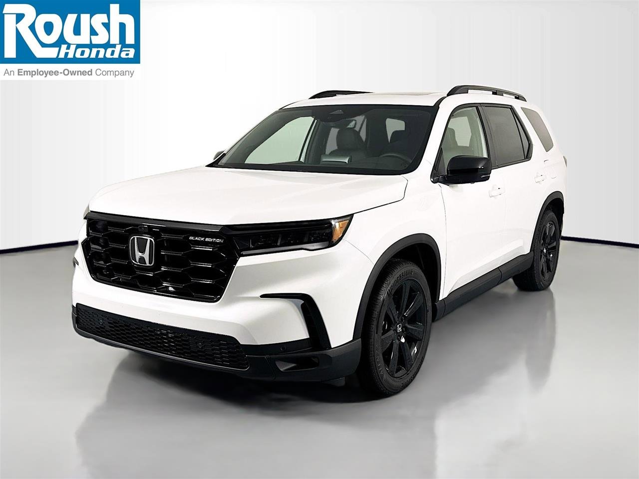 New 2025 Honda Pilot Black Edition image 1