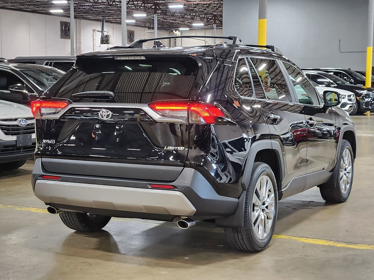 Used 2023 Toyota RAV4 Limited FWD image 8