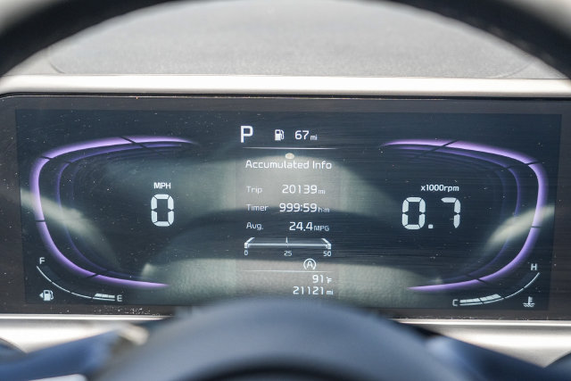 Used 2025 Kia Seltos S FWD image 24