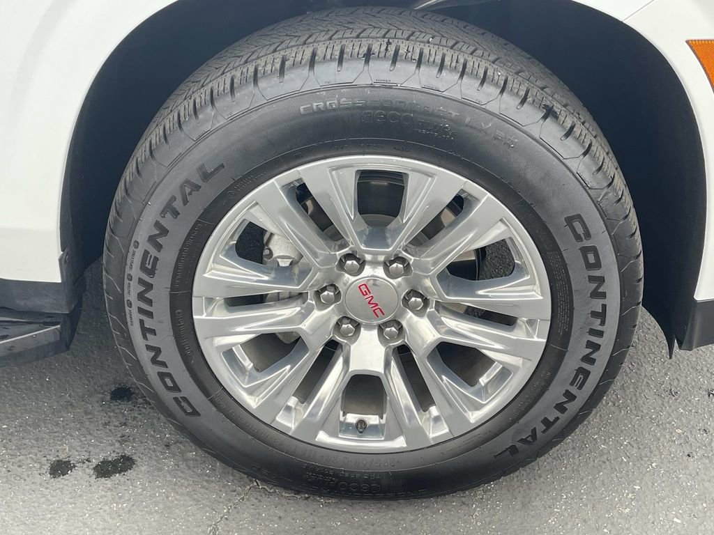 Used 2025 GMC Yukon Denali AWD/4WD image 30