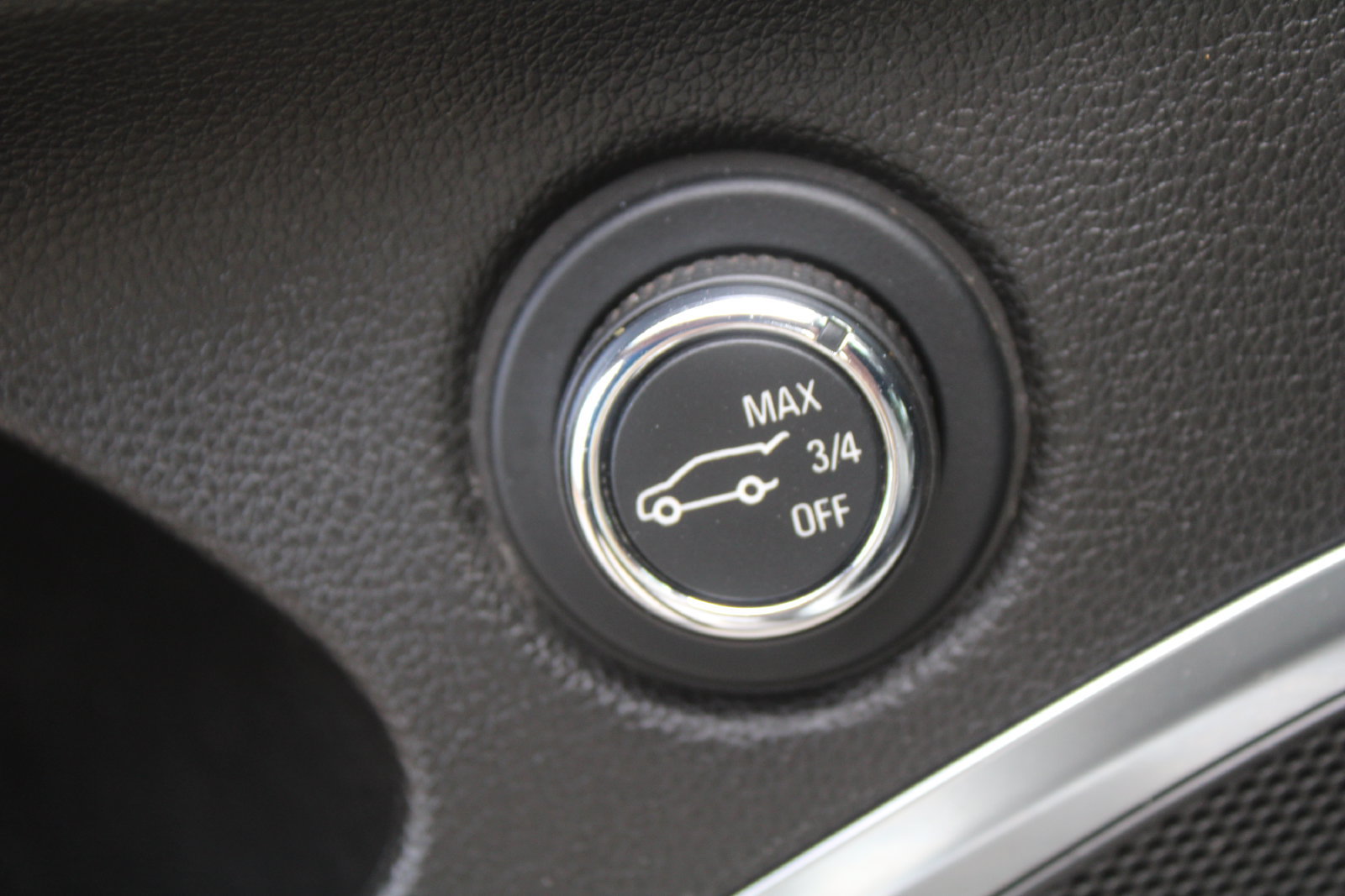 Used 2022 Buick Enclave Premium FWD image 25