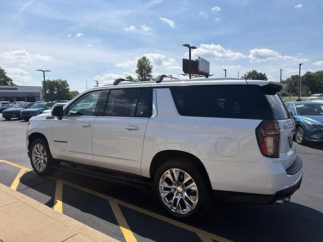 Used 2021 Chevrolet Suburban High Country w/ Premium Package AWD/4WD image 18