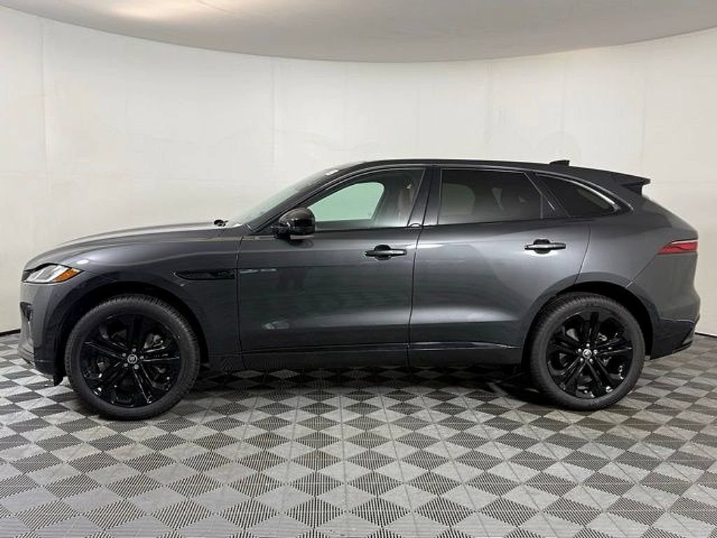 New 2026 Jaguar F-PACE R-Dynamic S AWD/4WD image 3