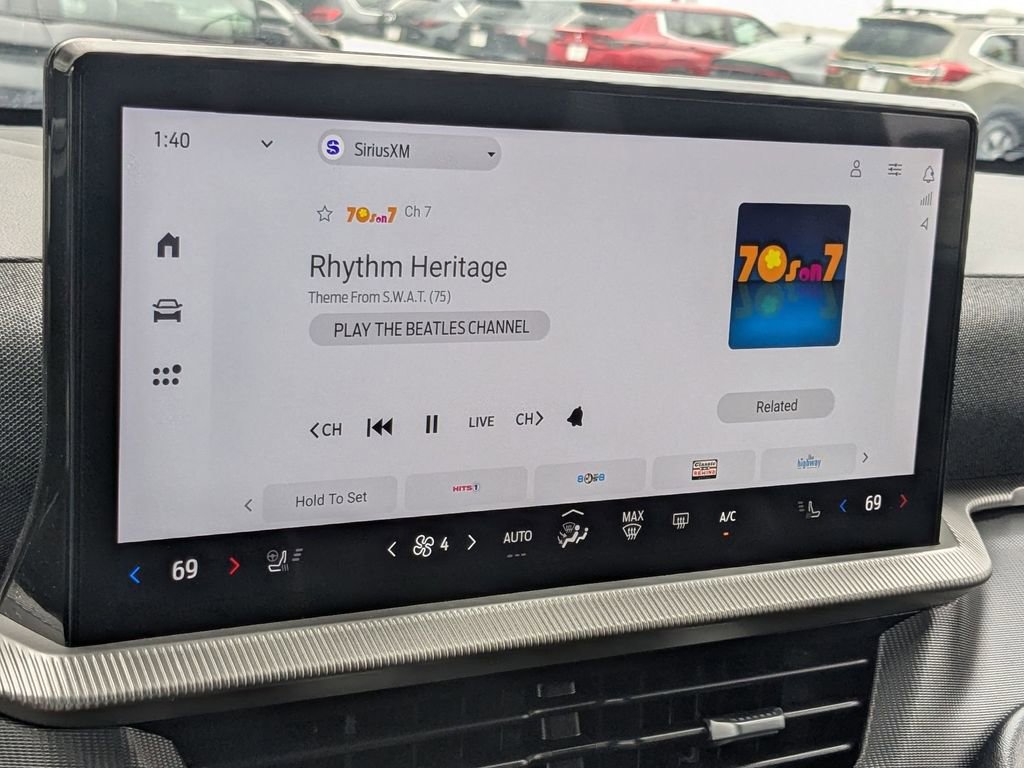 Used 2025 Ford Explorer ST-Line w/ ST-Line Street Pack image 20