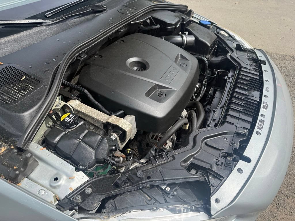 Used 2017 Volvo S60 T5 Dynamic FWD image 33