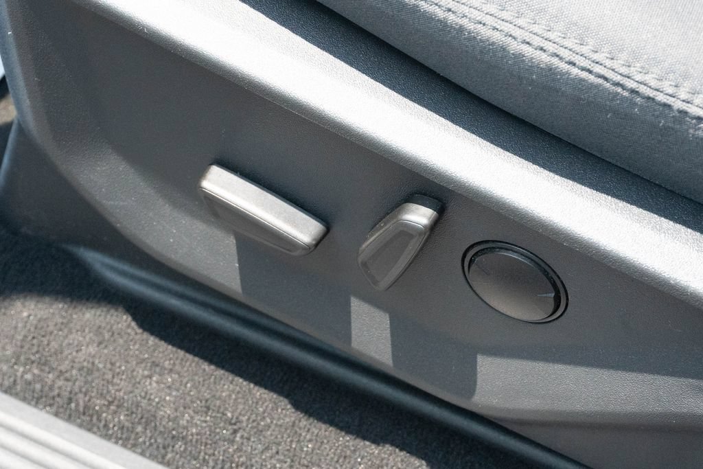 Used 2025 Ford Expedition Max Active RWD image 21