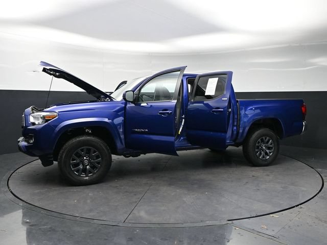 Used 2023 Toyota Tacoma SR5 AWD/4WD image 39