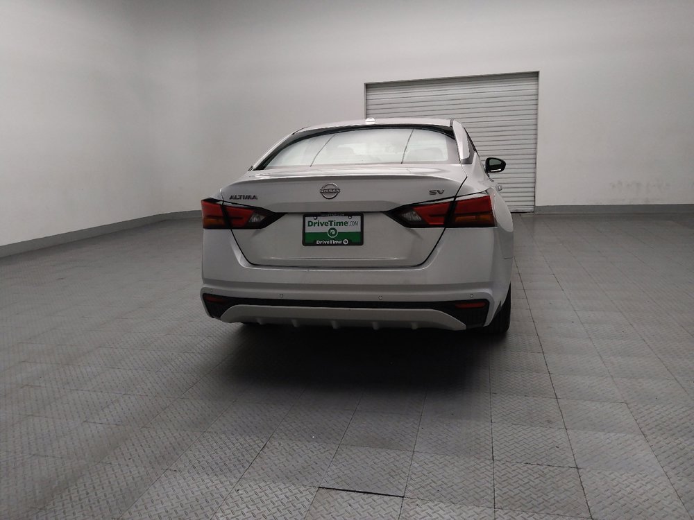 Used 2024 Nissan Altima 2.5 SV image 7