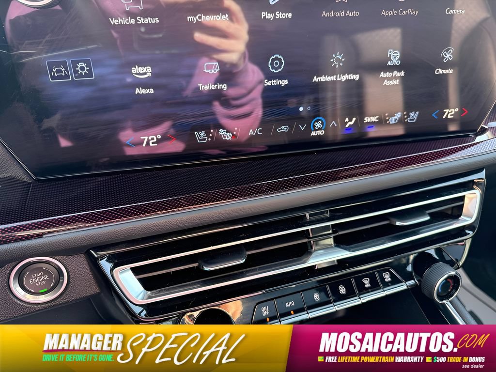 Used 2025 Chevrolet Traverse RS AWD/4WD image 7
