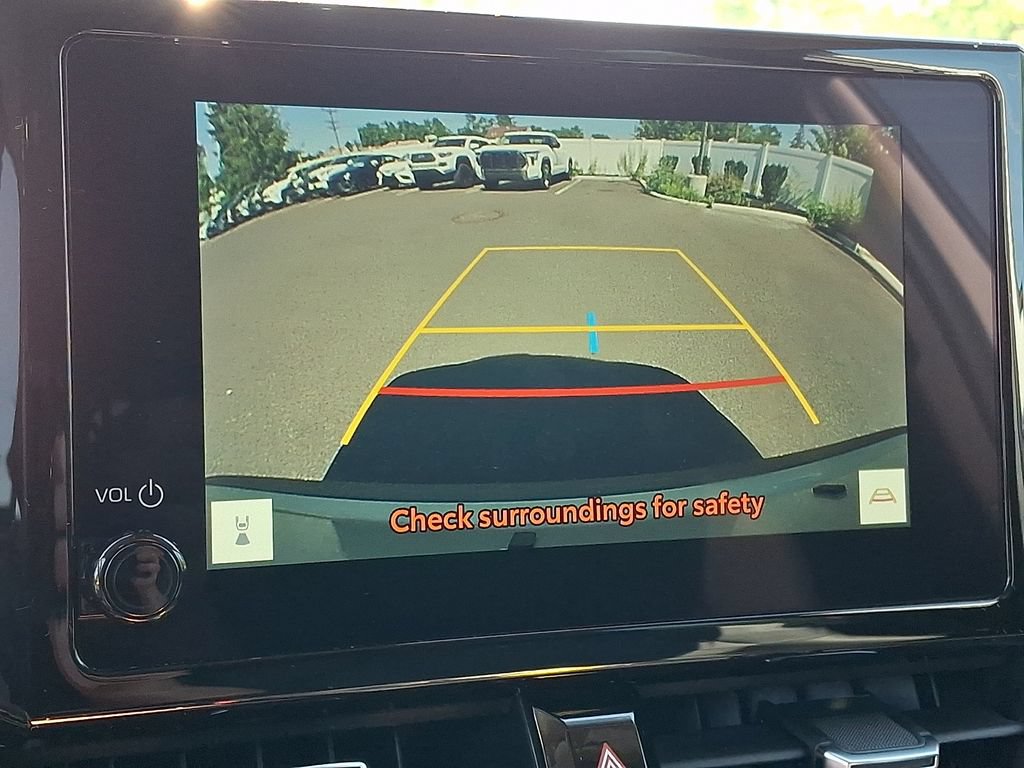 Certified 2025 Toyota Corolla Cross XLE FWD image 21