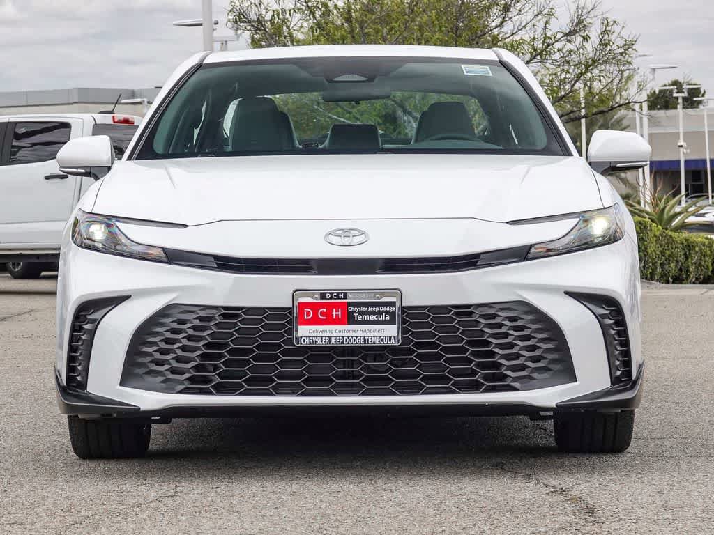 Used 2026 Toyota Camry SE FWD image 2