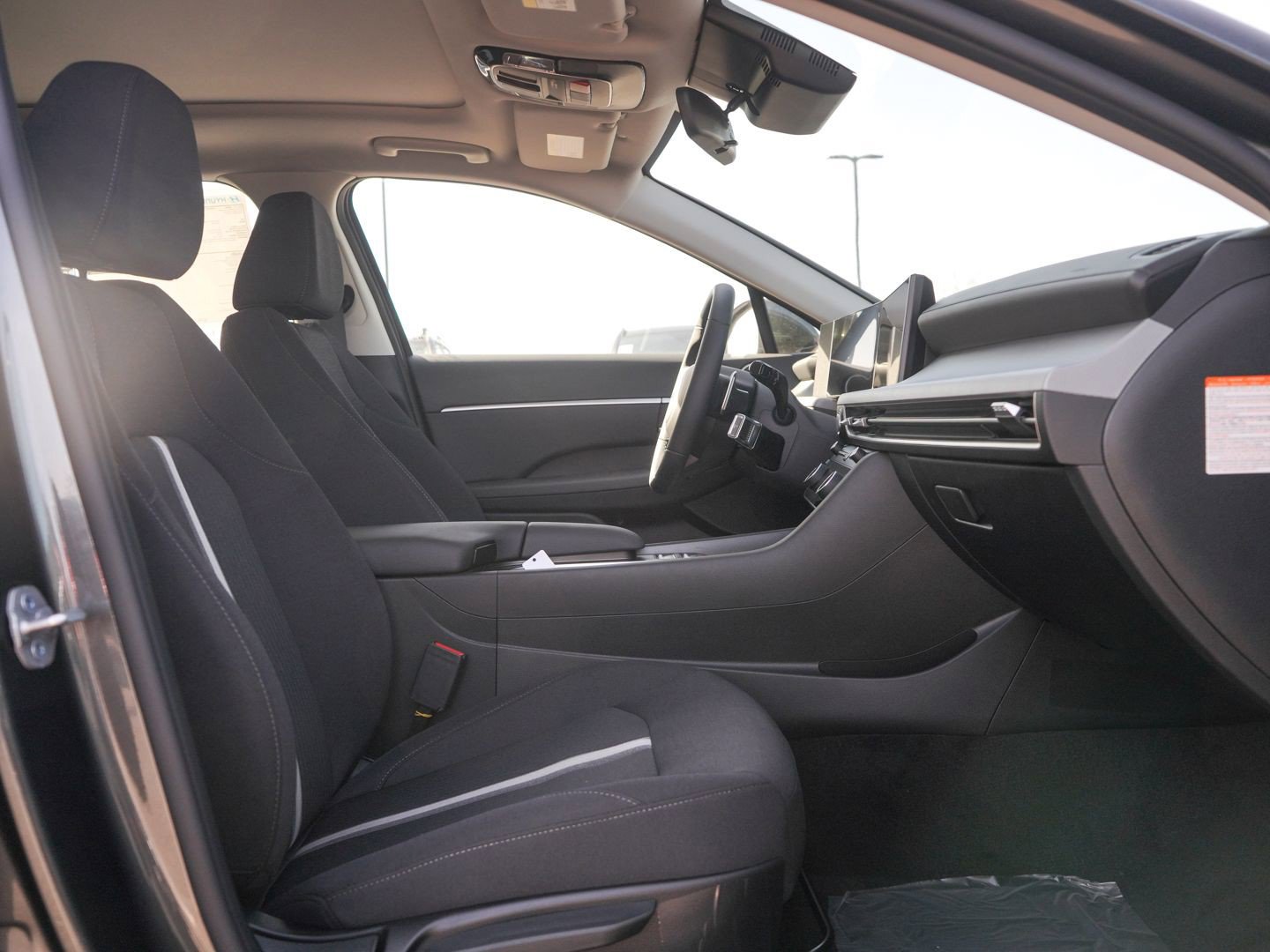 New 2026 Hyundai Sonata SEL FWD image 9
