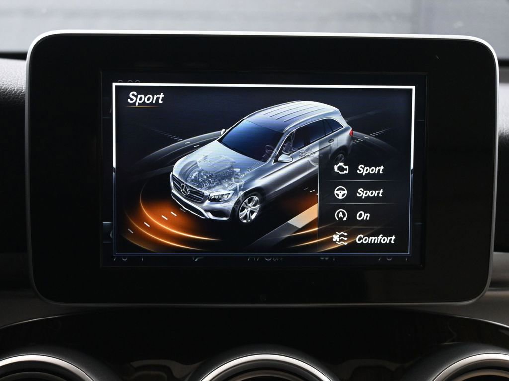 Used 2016 Mercedes-Benz GLC 300 image 30