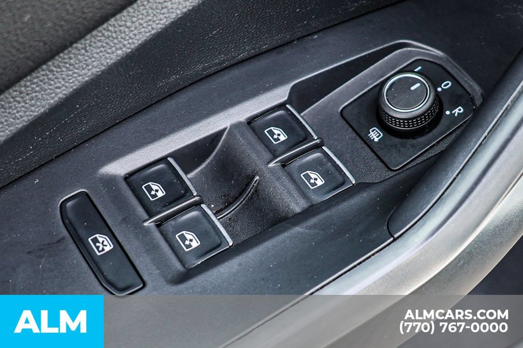 Used 2025 Volkswagen Jetta Sport FWD image 42