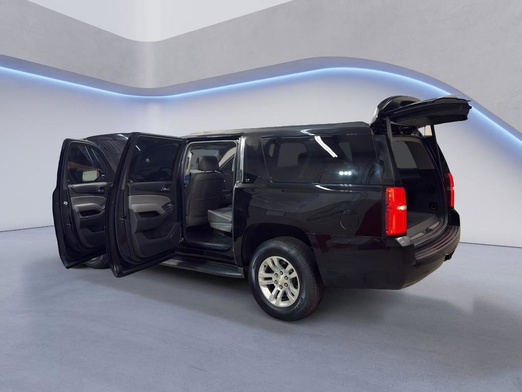 Used 2015 Chevrolet Suburban LT w/ Luxury Package image 11