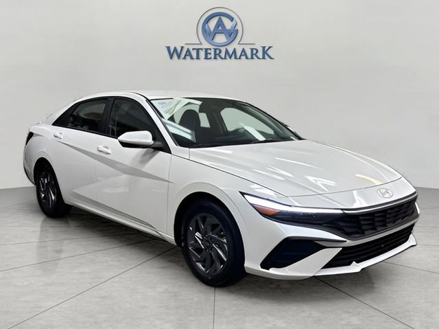 New 2026 Hyundai Elantra Blue image 7