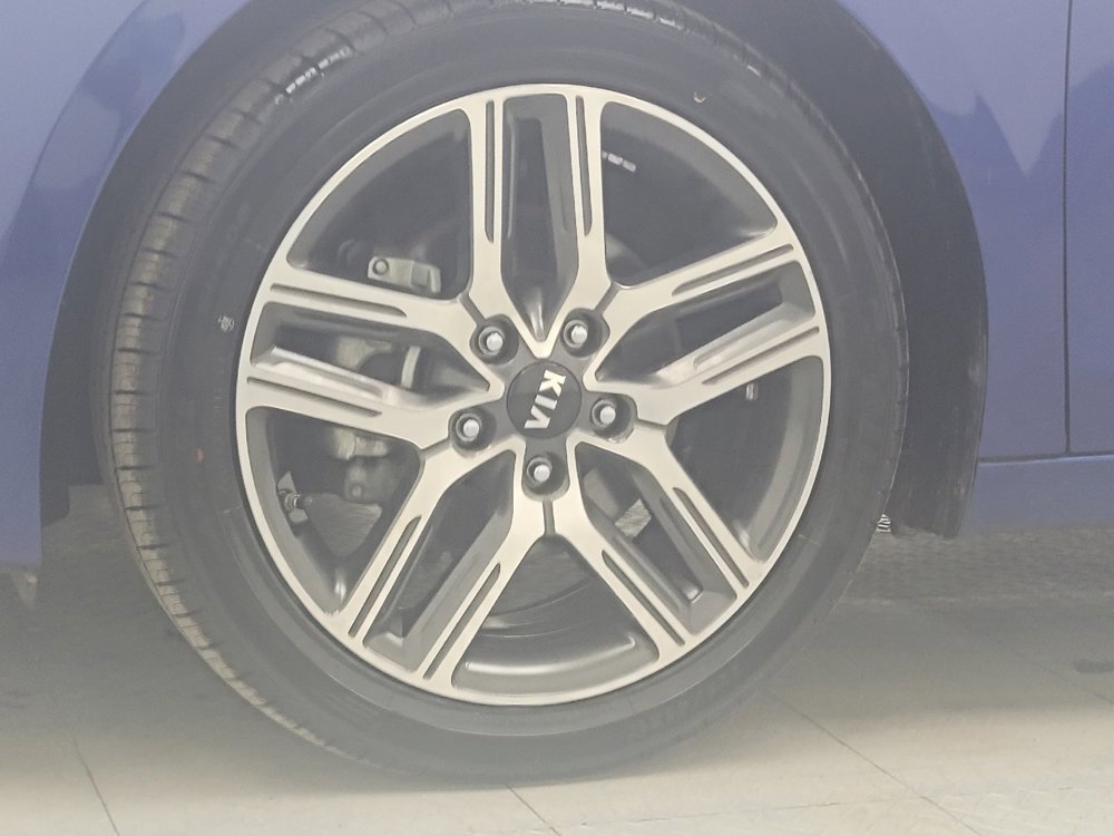 Used 2020 Kia Forte EX image 31