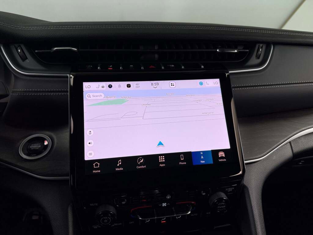 New 2025 Jeep Grand Cherokee Limited w/ Black Appearance Package image 33