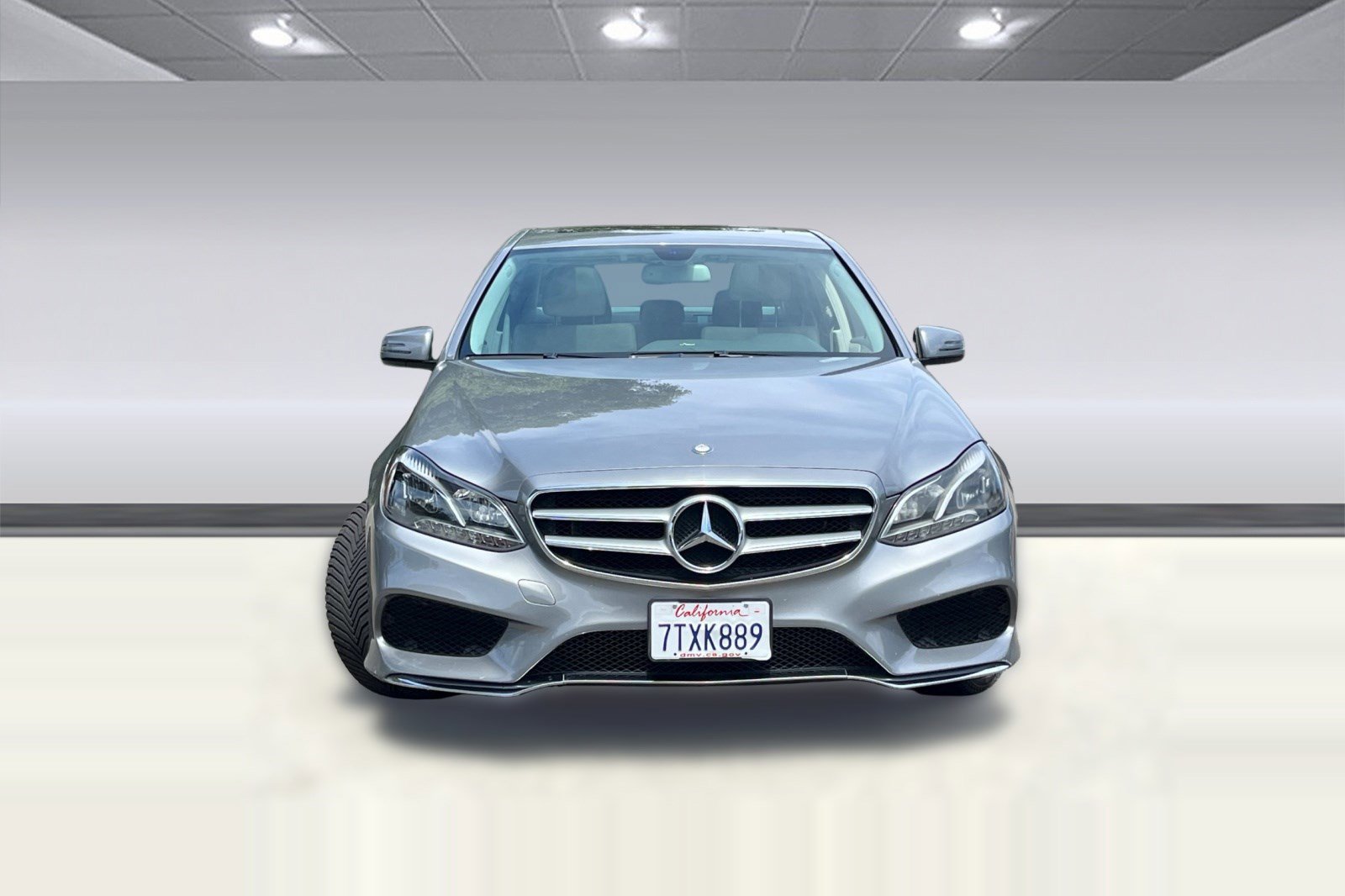 Used 2014 Mercedes-Benz E 350 Sedan image 4
