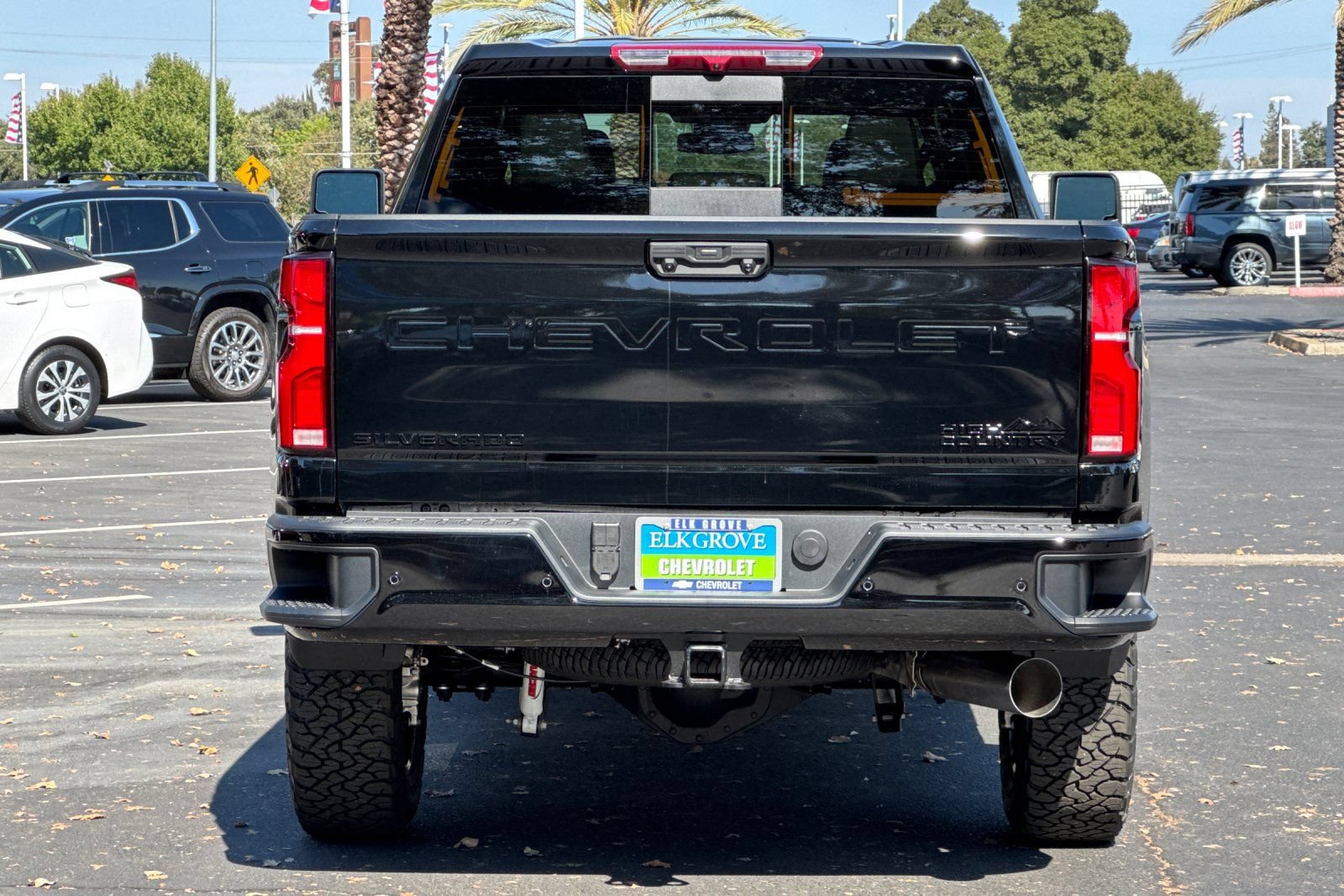 New 2026 Chevrolet Silverado 2500 High Country w/ Midnight Edition AWD/4WD image 4