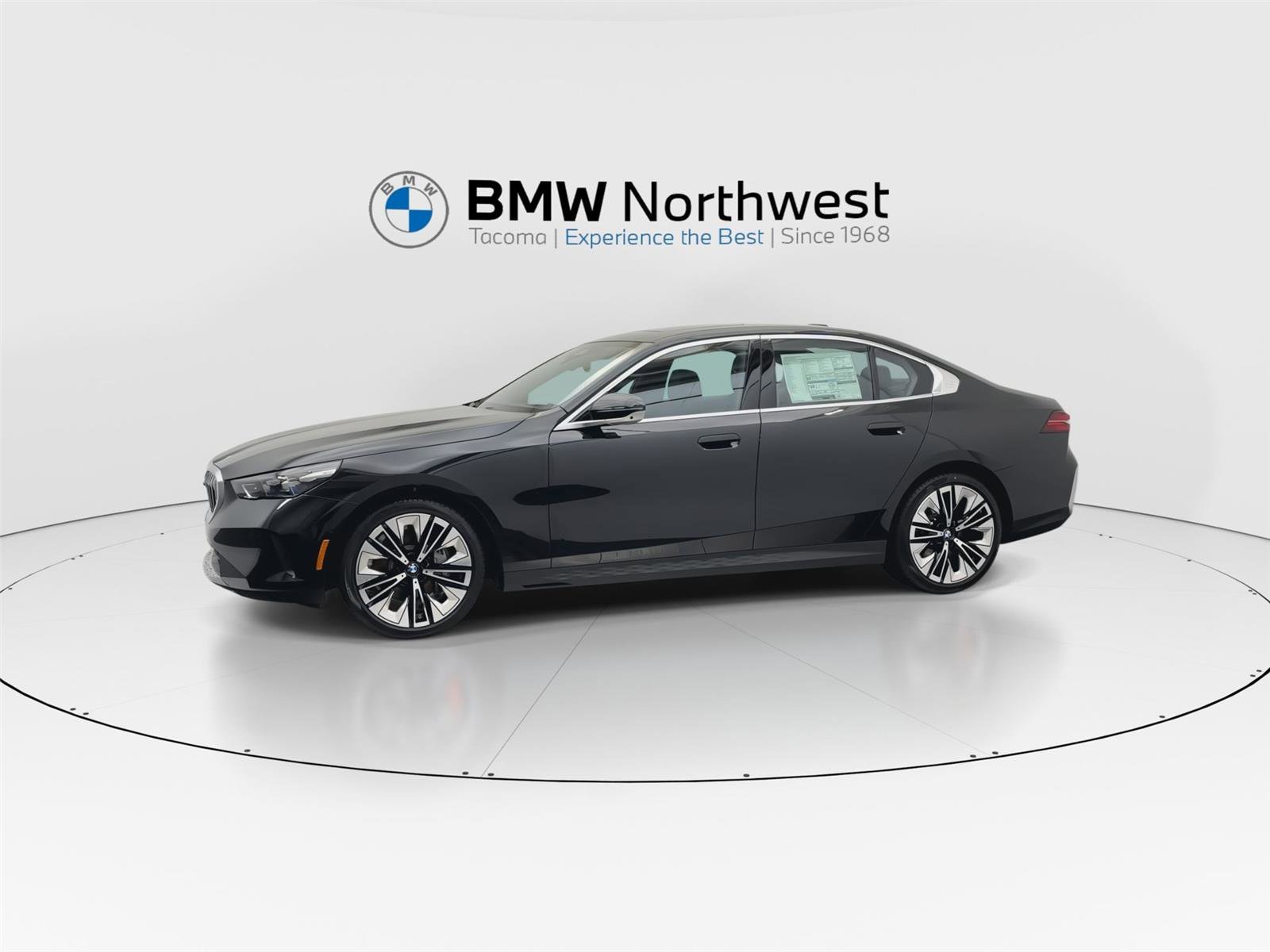 New 2026 BMW 540i xDrive w/ Premium Package image 10