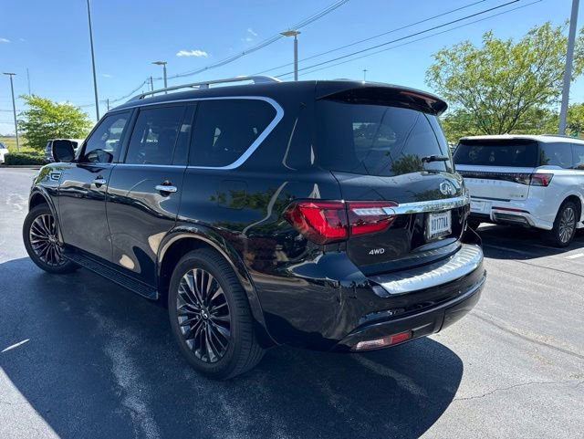 Used 2023 INFINITI QX80 Sensory w/ All-Season Package AWD/4WD image 16